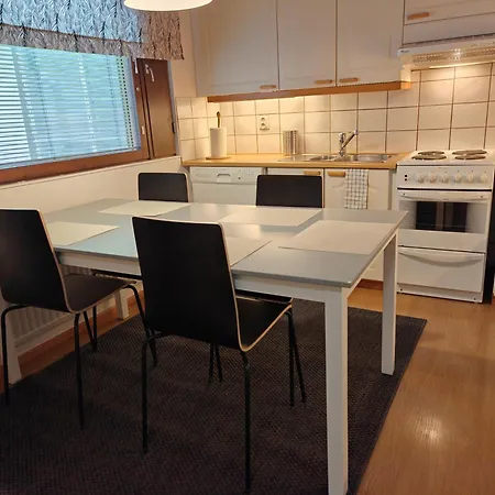 شقة Tilava Rivitalo Kuusamossa - Self Service Type Of Spacious Row House Near To Center كوسامْوُ